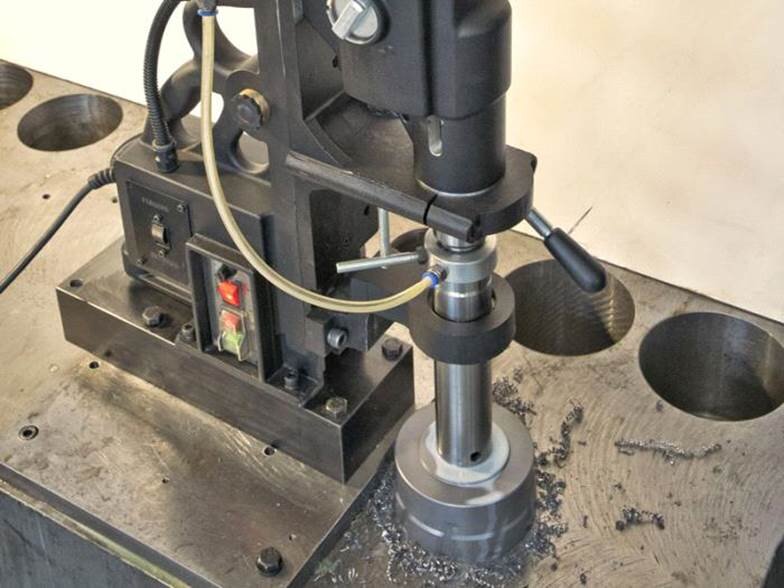 فروش دریل مگنت؛ چرا انتخاب شما باید مجموعه رحمانی باشد؟