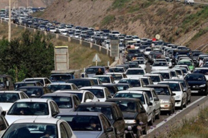مدیریت ترافیک نیازمند تصمیمگیریهای مبتنی بر مطالعات آیندهنگر است مدیریت ترافیک نیازمند تصمیمگیریهای مبتنی بر مطالعات آیندهنگر است