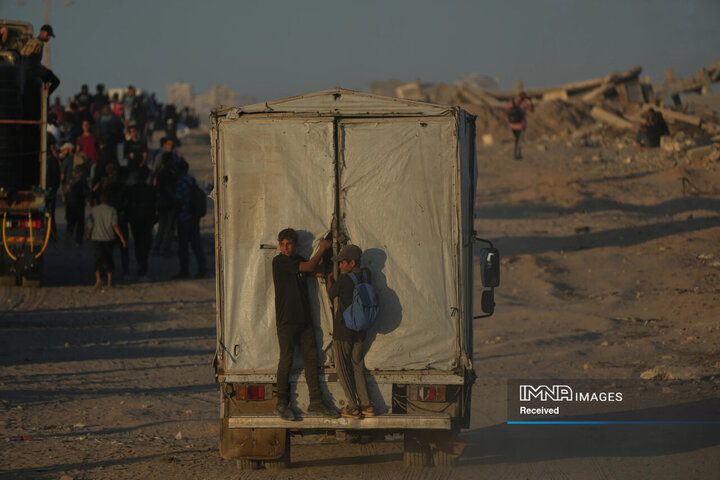 تصاویر بازگشت مردم فلسطین به غزه
