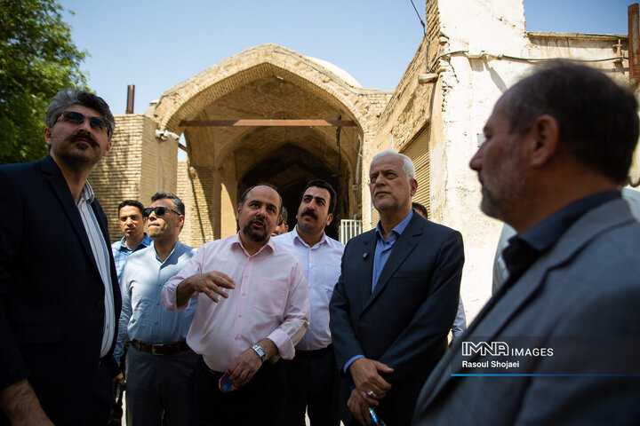 بازدید میدانی شهردار اصفهان از منطقه 3 شهرداری