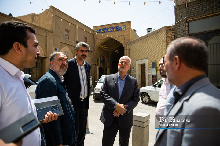 بازدید میدانی شهردار اصفهان از منطقه 3 شهرداری