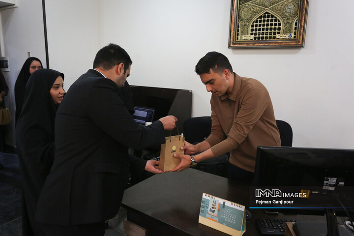 حضور مدیرعامل شرکت توسعه مجتمع‌های سیاحتی، فرهنگی و ورزشی سپاهان شهرداری اصفهان در ایمنا