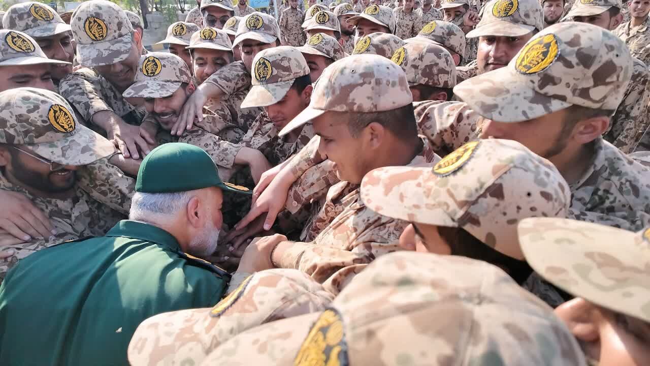 غیرت جوانان این مرز و بوم، سد محکمی در برابر هرگونه تجاوز خواهد بود