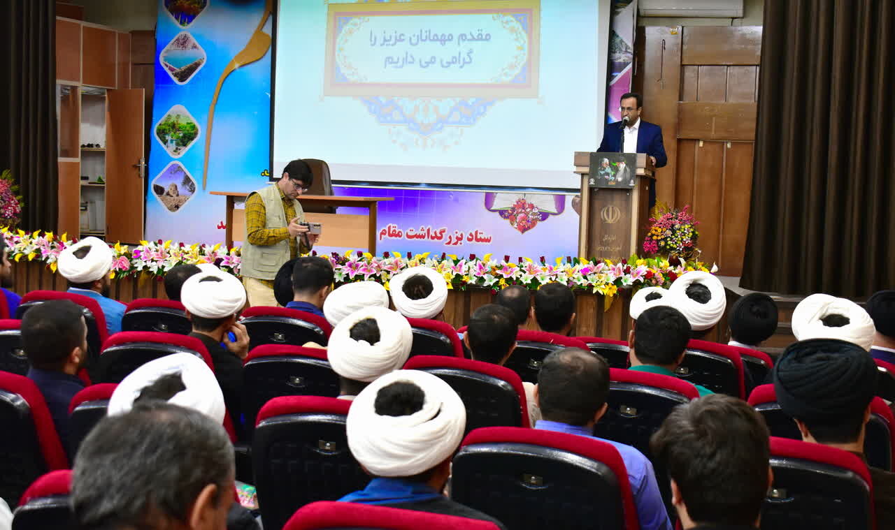 دشمنان در فضای مجازی، غیرت دینی و ملی جامعه را هدف گرفته‌اند