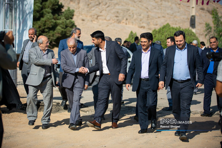 حضور اعضای شورای شهر اصفهان در شهرداری بهارستان