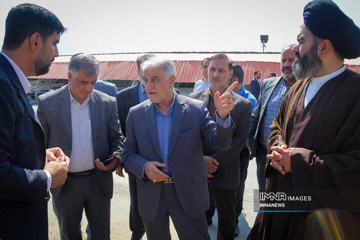 حضور اعضای شورای شهر اصفهان در شهرداری بهارستان