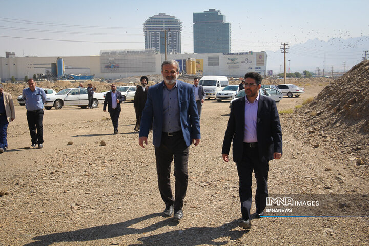 حضور اعضای شورای شهر اصفهان در شهرداری بهارستان