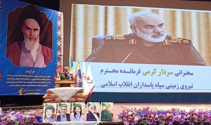 جنگ تحمیلی ۱۲ روزه قلوب امت اسلامی را به هم نزدیک کرد