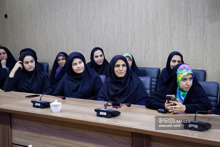 حضور مدیرکل ارتباطات و امور بین‌الملل شهرداری اصفهان در خبرگزاری ایمنا