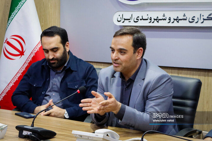 حضور مدیرکل ارتباطات و امور بین‌الملل شهرداری اصفهان در خبرگزاری ایمنا