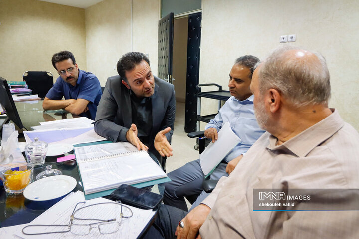 کمیته نظارتی شورای شهر اصفهان در منطقه 13 شهرداری