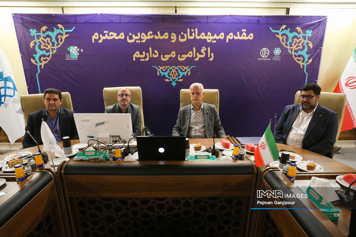 بازدید شهردار اصفهان از مجموعه نمایشگاهی اصفهان