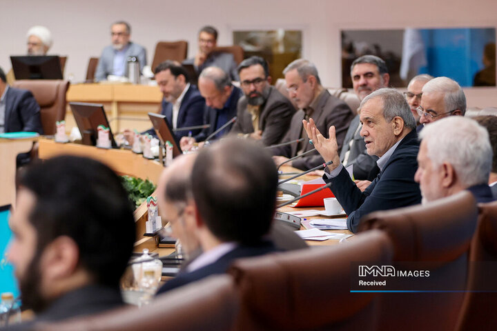 نشست رئیس جمهور با استانداران