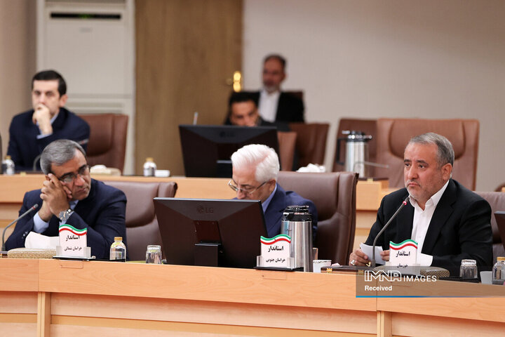 نشست رئیس جمهور با استانداران