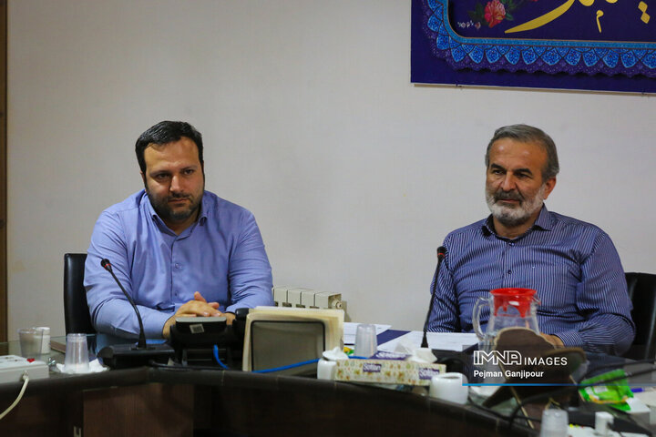 جلسه کمیسیون سلامت، محیط زیست و خدمات شهری شورای شهر اصفهان