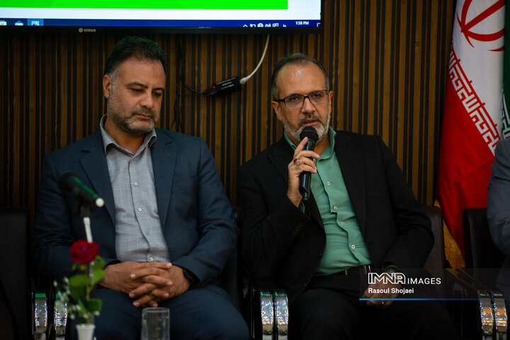 نشست مسئولان امور ارتباطات معاونت‌ها و مناطق شهرداری اصفهان