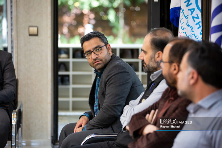 نشست مسئولان امور ارتباطات معاونت‌ها و مناطق شهرداری اصفهان