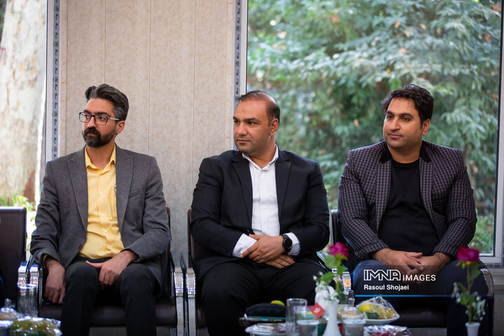 نشست مسئولان امور ارتباطات معاونت‌ها و مناطق شهرداری اصفهان