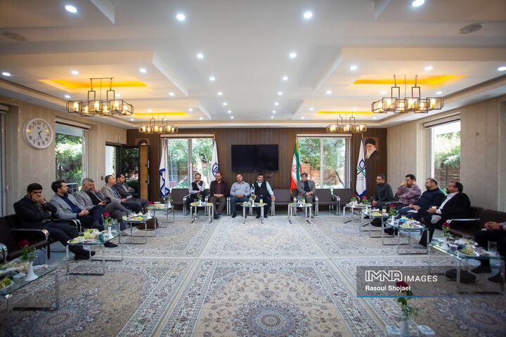 نشست مسئولان امور ارتباطات معاونت‌ها و مناطق شهرداری اصفهان