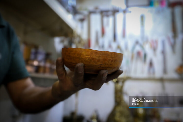 احیای هنر دواتگری در اراک؛ میراثی که از دل تاریخ زنده مانده است