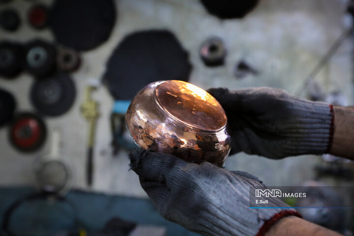 احیای هنر دواتگری در اراک؛ میراثی که از دل تاریخ زنده مانده است