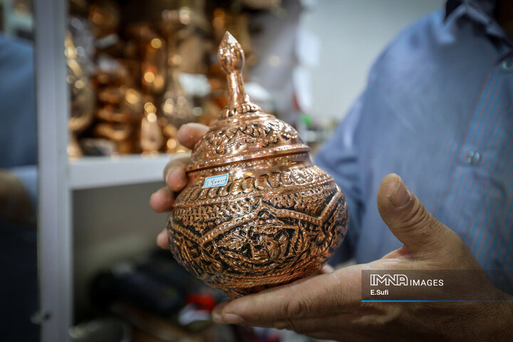 احیای هنر دواتگری در اراک؛ میراثی که از دل تاریخ زنده مانده است