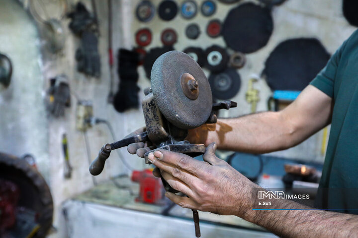 احیای هنر دواتگری در اراک؛ میراثی که از دل تاریخ زنده مانده است