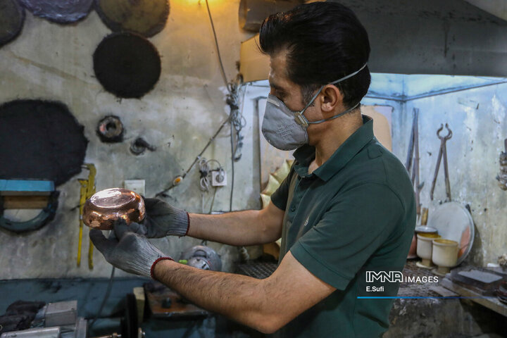 احیای هنر دواتگری در اراک؛ میراثی که از دل تاریخ زنده مانده است