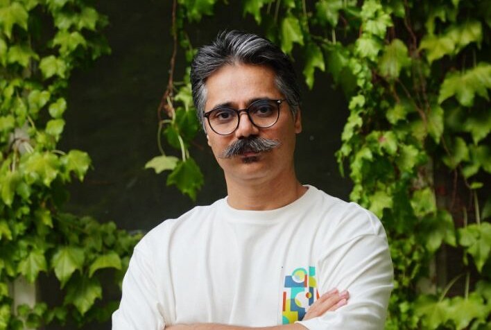 خوش در میان درختان در گالری ماد