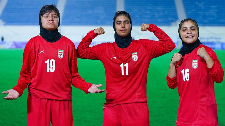 دختران فوتبالیست ایران کویت را گلباران کردند