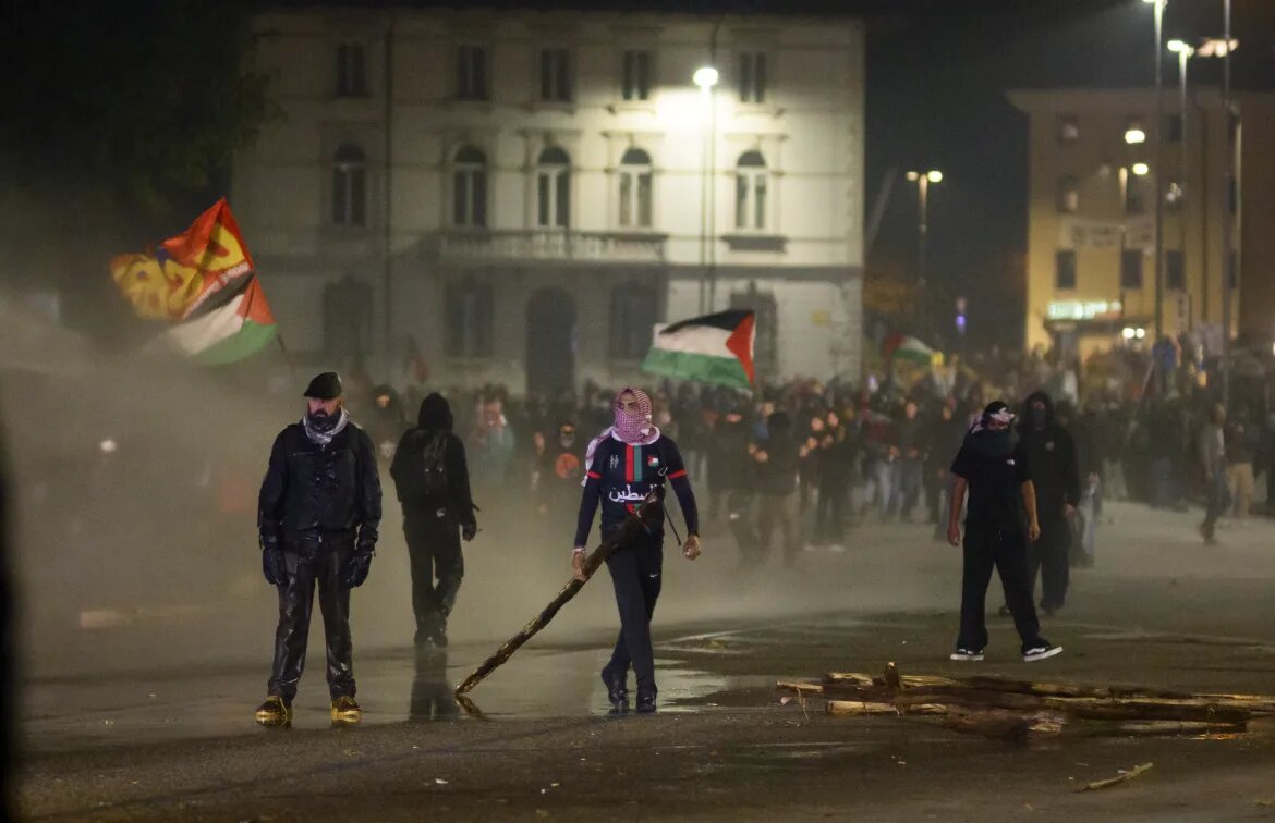 تظاهرات ضد اسرائیلی در ایتالیا؛ تحریم بازی مقدماتی جام جهانی