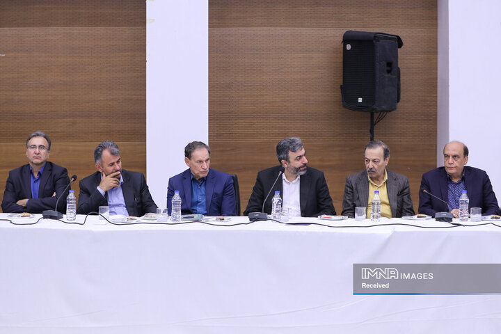 سفر رئیس جمهور به اصفهان