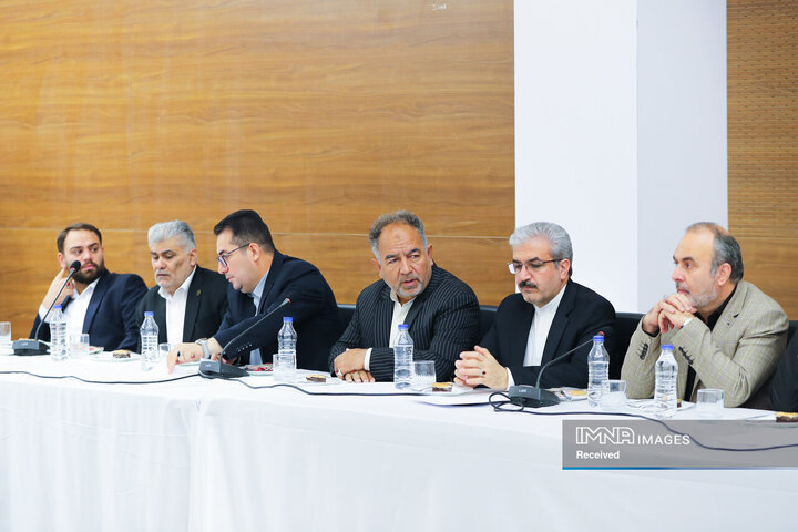 سفر رئیس جمهور به اصفهان