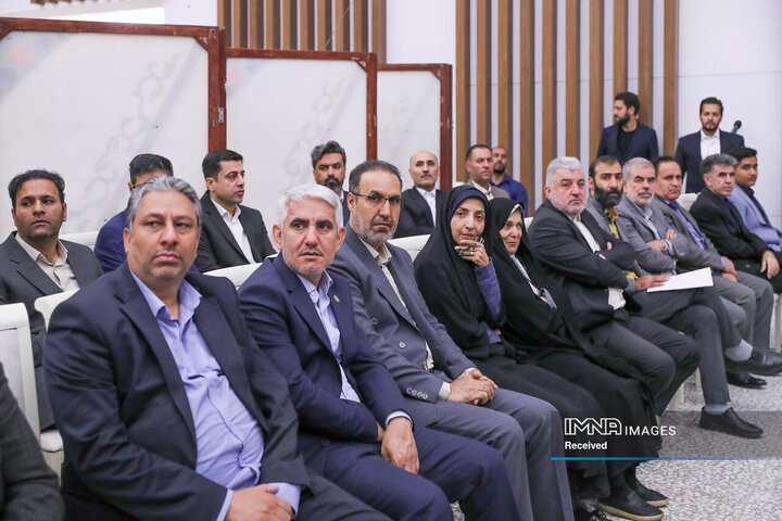 سفر رئیس جمهور به اصفهان