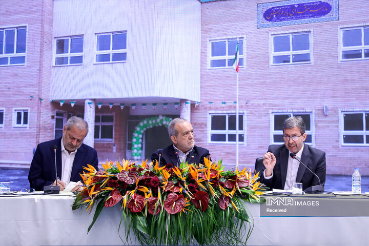 سفر رئیس جمهور به اصفهان