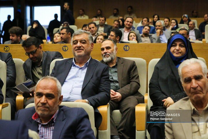 جشنواره خیرین مدرسه‌ساز استان اصفهان