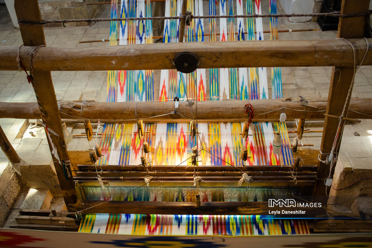 پارچهبافی؛ تاریخ تنپوشی که اقتصاد، هویت و زندگی اجتماعی ایرانیان را بافته است
