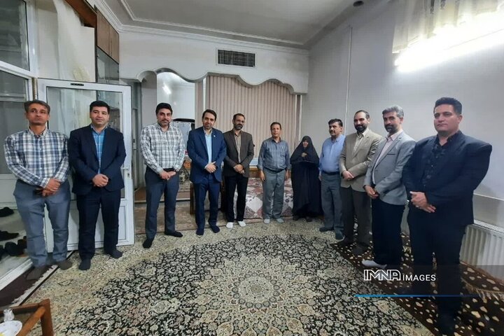 بهترین الگوهای تربیتی نسل جوان ما «شهدا» هستند بهترین الگوهای تربیتی نسل جوان ما «شهدا» هستند