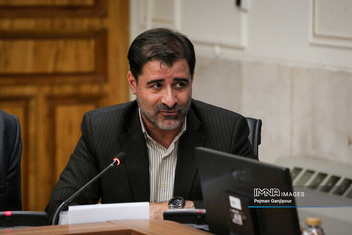 نشست ستاد عالی بزرگداشت یوم‌الله 13 آبان استان اصفهان