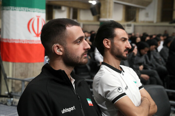 دیدار قهرمانان ورزشی و مدال‌آوران المپیادهای علمی با رهبر انقلاب