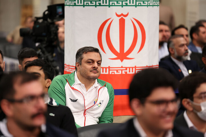 دیدار قهرمانان ورزشی و مدال‌آوران المپیادهای علمی با رهبر انقلاب