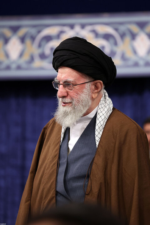 دیدار قهرمانان ورزشی و مدال‌آوران المپیادهای علمی با رهبر انقلاب
