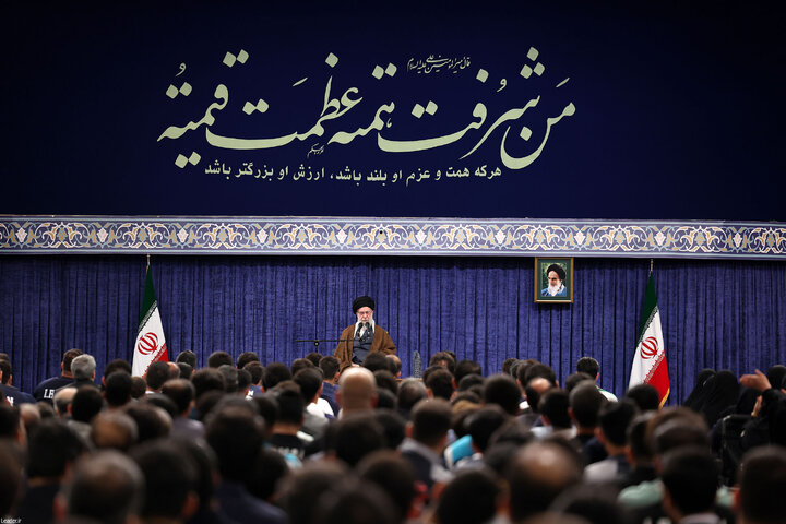 دیدار قهرمانان ورزشی و مدال‌آوران المپیادهای علمی با رهبر انقلاب
