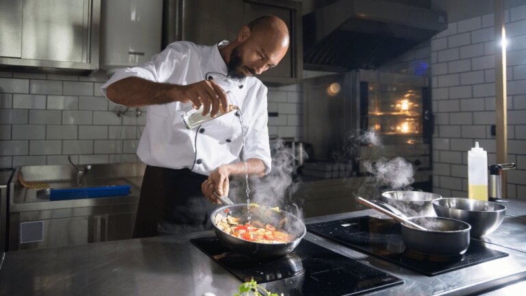 موش سرآشپز، قهرمان آشپزخانه و الهامبخش دنیای غذا