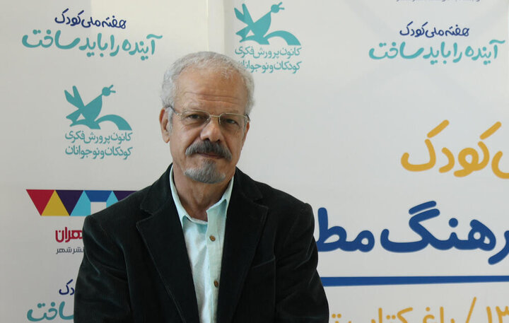 رونمایی از «کارت نمایش»/ احیای سنت پردهخوانی در آموزش ضروری است رونمایی از «کارت نمایش»/ احیای سنت پردهخوانی در آموزش ضروری است