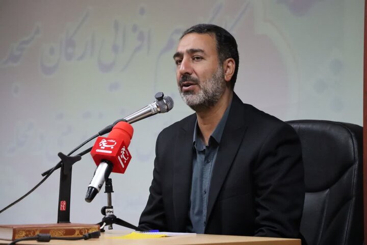 مساجد به عنوان کانونهای پرورش فرهنگی و اجتماعی عمل کند مساجد به عنوان کانونهای پرورش فرهنگی و اجتماعی عمل کند
