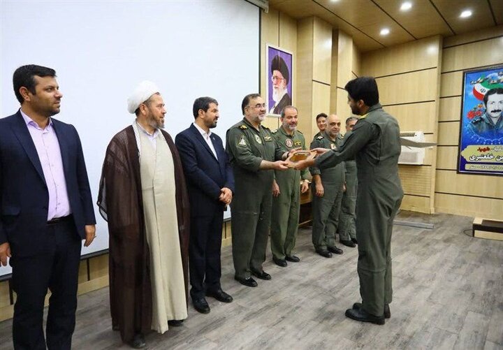 آیین دانشآموختگی خلبانان F۴ نیروی هوایی ارتش برگزار شد آیین دانشآموختگی خلبانان F۴ نیروی هوایی ارتش برگزار شد