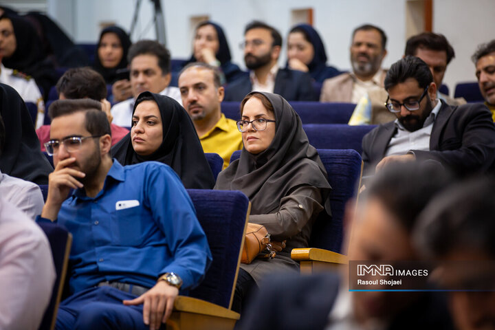 همایش روز آمار و برنامه‌ریزی و رونمایی از دستاوردهای معاونت برنامه ریزی و توسعه سرمایه انسانی شهرداری اصفهان