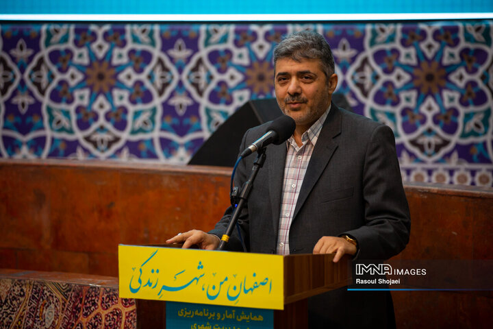 مرکز آمار باید برای مردم قابل اعتماد و برای دستگاهها قابل اتکا باشد مرکز آمار باید برای مردم قابل اعتماد و برای دستگاهها قابل اتکا باشد