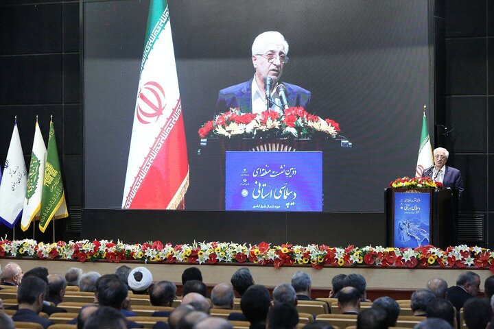 عزم جدی خراسان شمالی برای عبور از آثار تحریم‌های ظالمانه از طریق دیپلماسی استانی